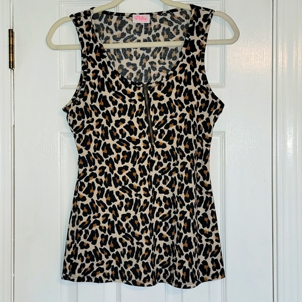 Leopard tank top